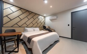 Changwon Jungangdong Business Hotel Hue