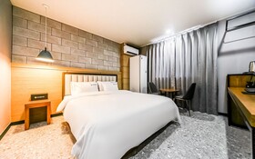 Changwon Myeongseodong Hotel Andante