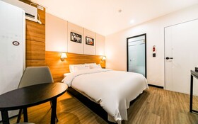 Changwon Myeongseodong Hotel Andante