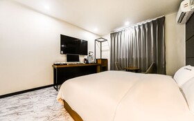 Changwon Myeongseodong Hotel Andante