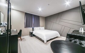 Changwon Myeongseodong Hotel Laon