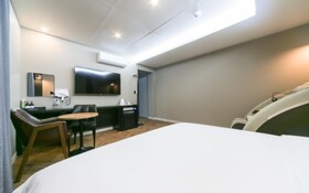 Changwon Myeongseodong Hotel Laon