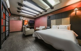 Changwon Palyongdong 25th