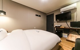 Changwon Palyongdong Vienna