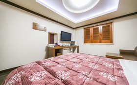 Changwon Sangnam-dong Chosun