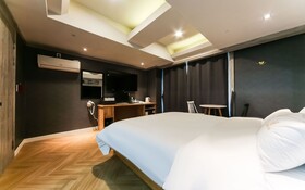Changwon Sangnamdong Hotel JM