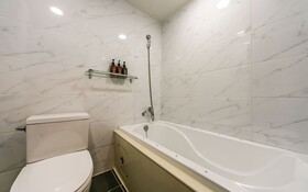 Changwon Sangnamdong Hotel JM
