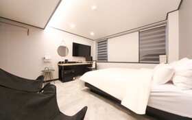 Fine Avenue Hotel