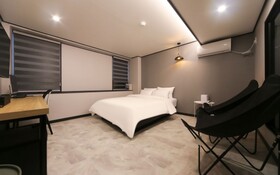 Fine Avenue Hotel