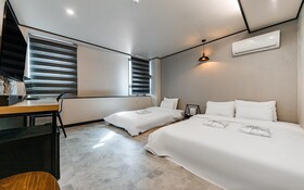 Fine Avenue Hotel