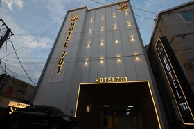 Hotel 701