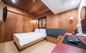 Hotel 701