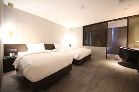 Hotel True