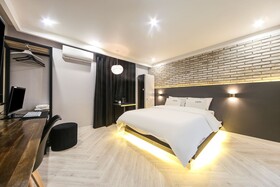 Masan First Class Hotel