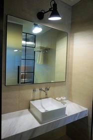 Yeoubi Hotel
