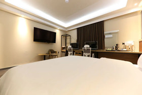 Brown Dot Hotel Cheonan