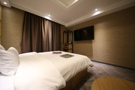 Brown Dot Hotel Cheonan