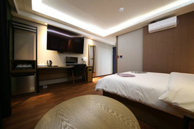 Brown Dot Hotel Cheonan