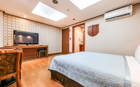 Cheonan Good Morning Hotel