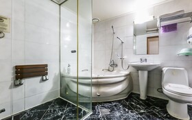 Cheonan Hotel Luis