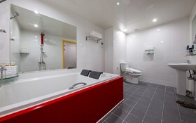 Cheonan Hotel Sarang
