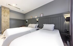 Cheonan La Tree Hotel