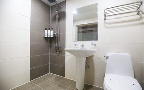 Cheonan Leeun Motel