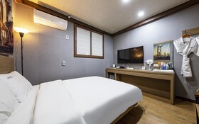 Cheonan Seongjeong J Hotel