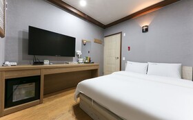 Cheonan Seongjeong J Hotel