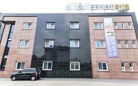 Cheonan Star Motel