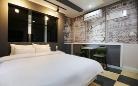 G7 Motel