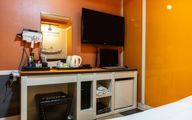 G7 Motel