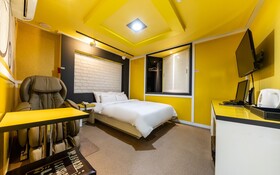 G7 Motel