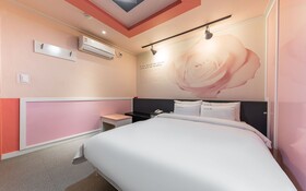 G7 Motel