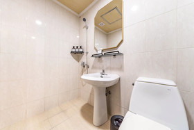Shourin Hotel