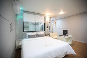 Time Hotel