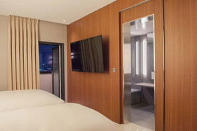 Top Cloud Hotel