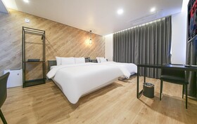 Wall Hotel Cheonan Cheongsu