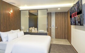 Wall Hotel Cheonan Cheongsu