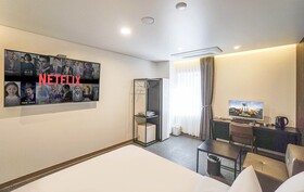 Wall Hotel Cheonan Cheongsu