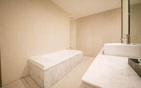 Wall Hotel Cheonan Cheongsu