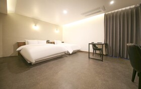 Wall Hotel Cheonan Cheongsu