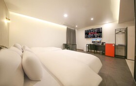 Wall Hotel Cheonan Cheongsu