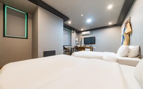 Cheongju Crystal
