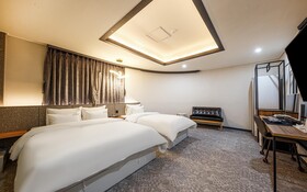 Cheongju Hotel Leon
