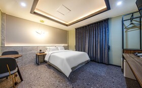 Cheongju Hotel Leon