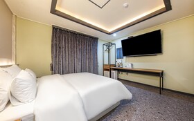 Cheongju Hotel Leon