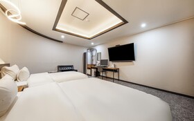 Cheongju Hotel Leon