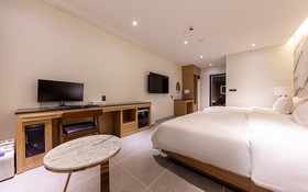 Cheongju J Hotel