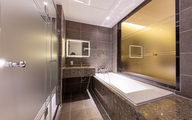 Cheongju J Hotel